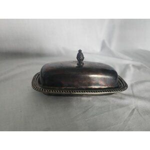 Vintage WM Rogers Silver Plated Butter Dish Pineapple Finial Lid